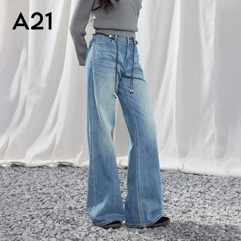 A21女装水洗低腰喇叭牛仔裤