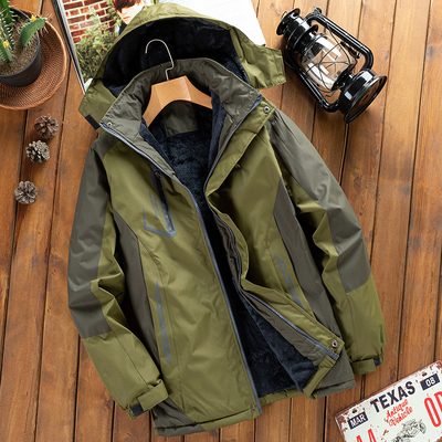 加绒加厚防水冲锋衣男可脱卸帽冬