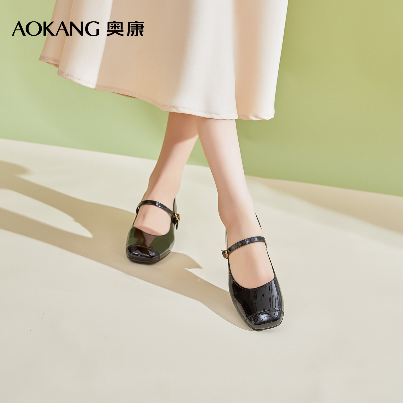 奥康 女鞋2025春季浅口单鞋纯色玛丽珍一字带漆皮时尚平底鞋