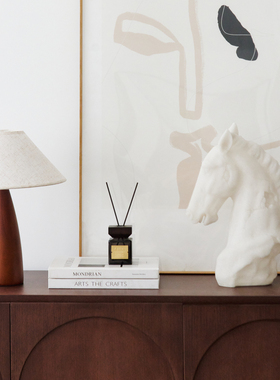 吉祥福运骏马雅典白马头半身马现代简约玄关桌面装饰雕塑艺术摆件