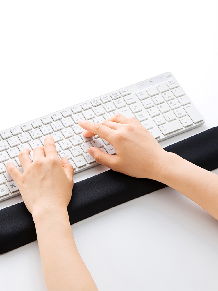 日本SANWA 键盘手托垫子键盘护腕垫防滑记忆绵柔软舒适 长键盘垫