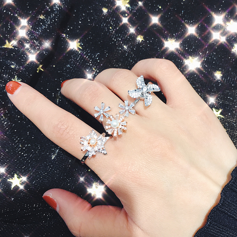 个性网红同款会转的雪花戒指