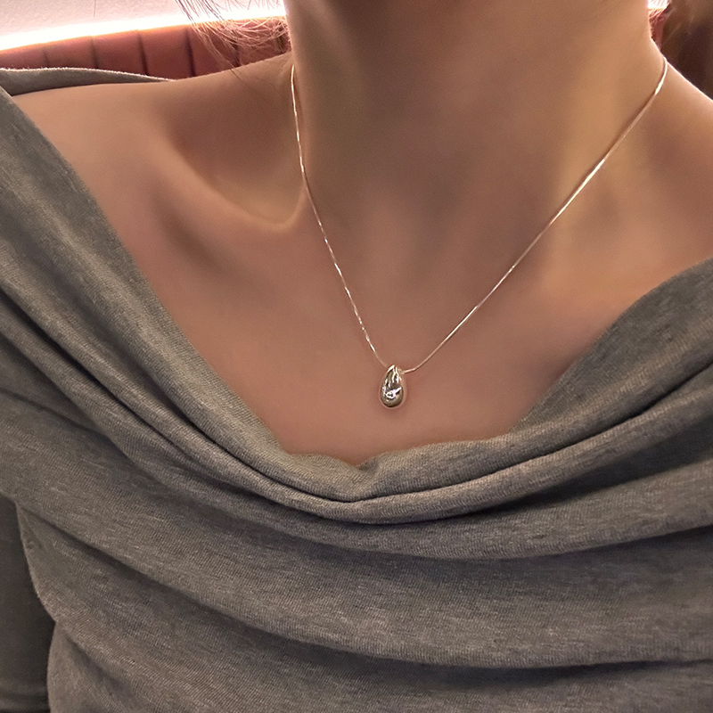 简约冷淡风椭圆金属水滴项链