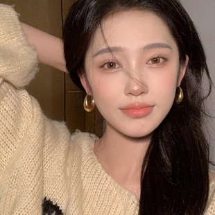 个性 金属水滴圆圈耳环简约大气耳钉高级感冷淡风耳饰秋冬椭圆耳圈