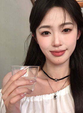 小众设计感暗黑风爱心吊坠项链