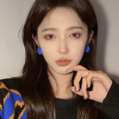 克莱因蓝小众冷淡风耳环气质简约几何耳钉独特设计感复古网红耳饰