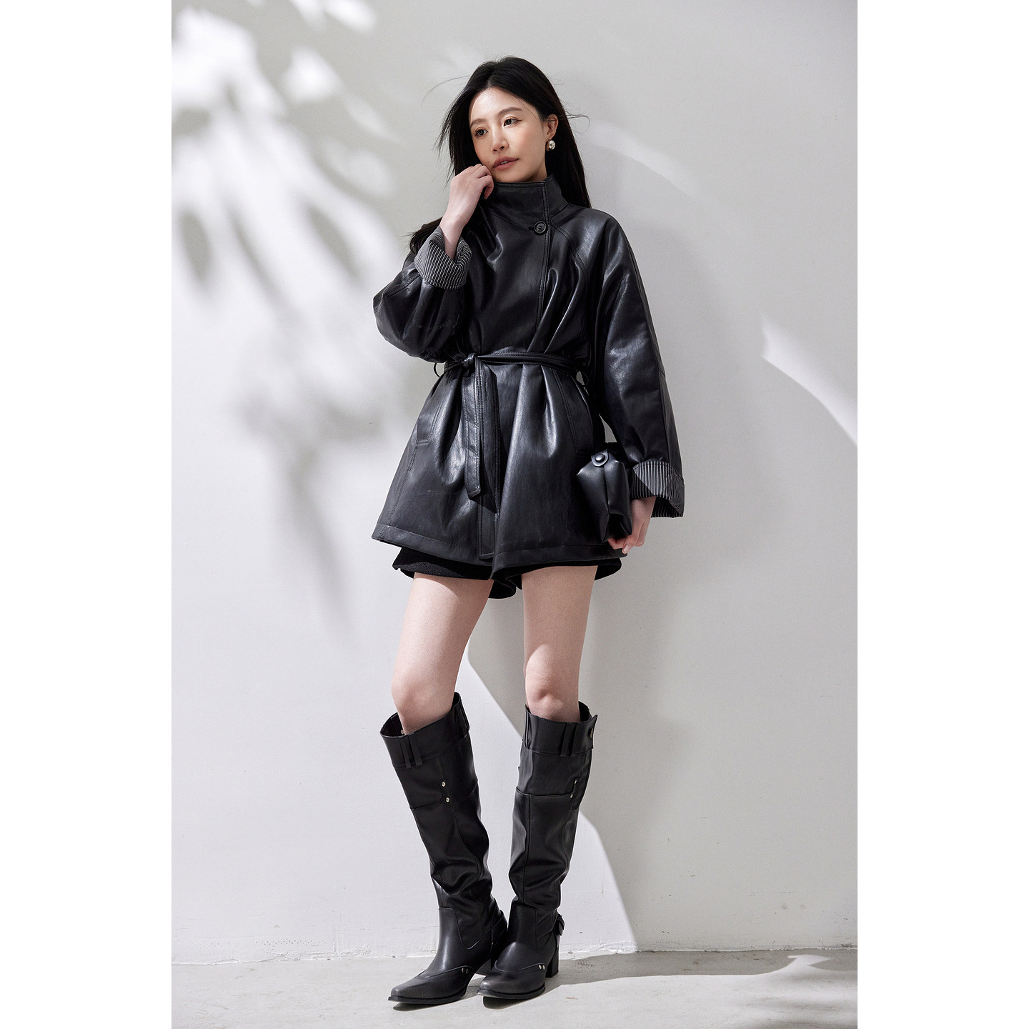 韩版时尚黑色皮衣羽绒服女秋冬新款洋气显瘦气质收腰风衣款外套