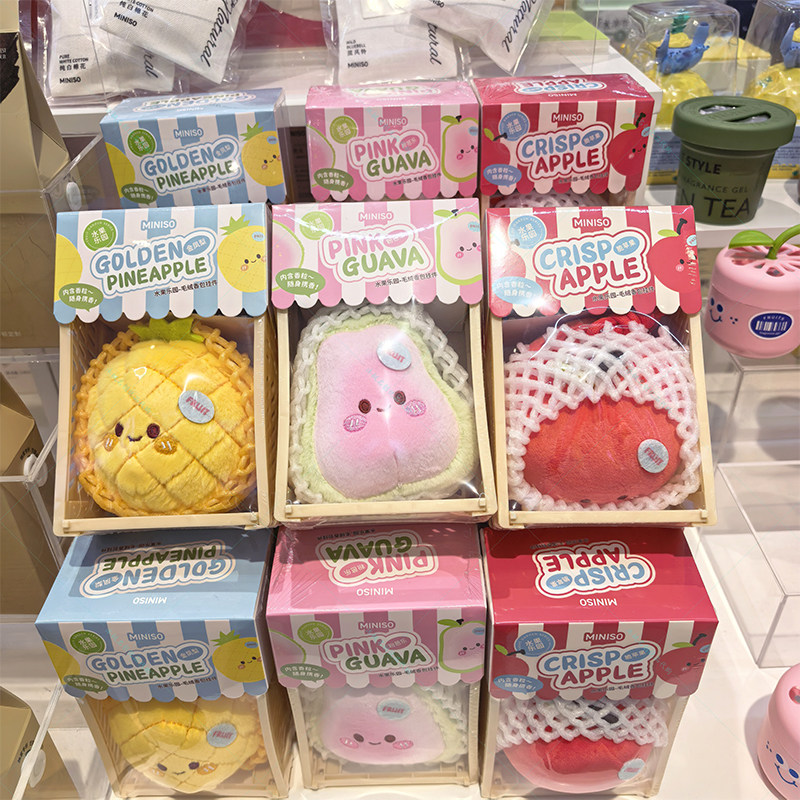 名创优品水果乐园毛绒香包