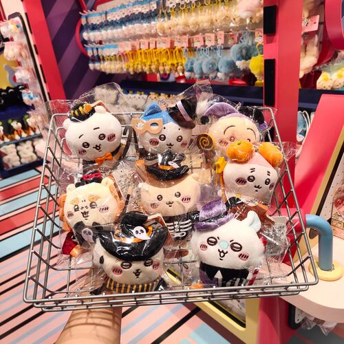 名创优品Chiikawa奇幻马戏团挂件