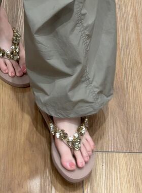 水钻人字拖女夏外穿夹角