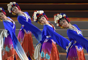 中华国韵桃李杯舞蹈《夜深沉》女子群舞京戏舞蹈表演水袖演出服装