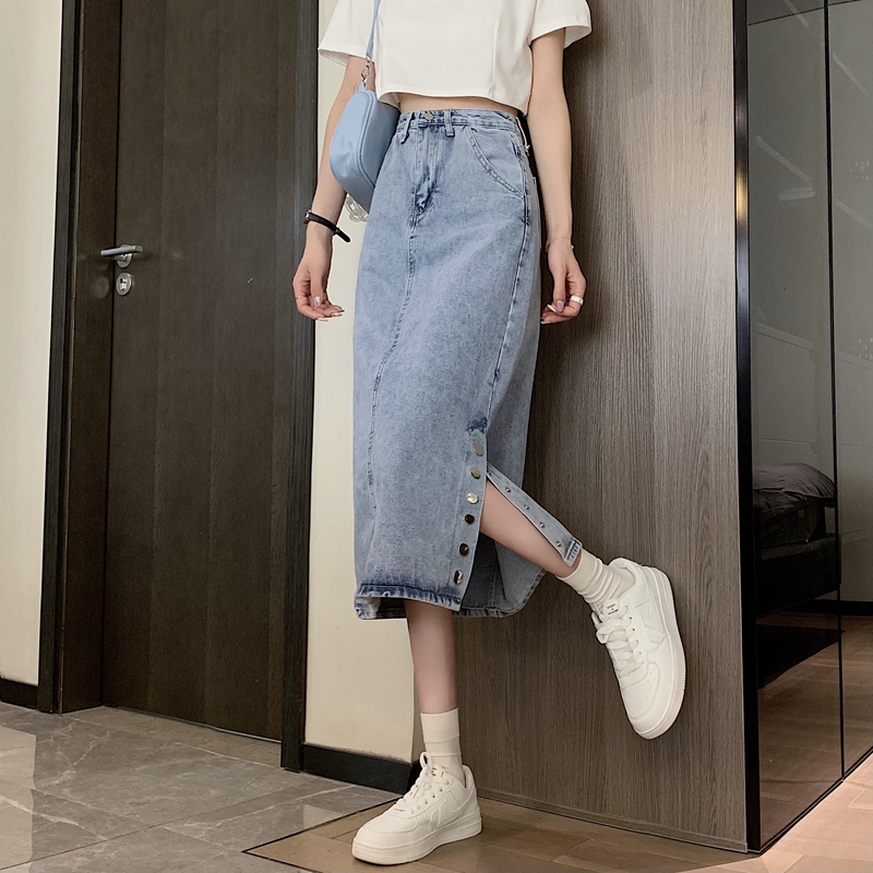 Real price ᦇ light color denim skirt women's design sense high waist mid length split A-line skirt student