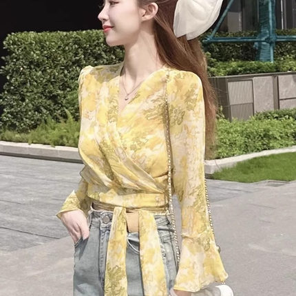 粉色碎花系带收腰V领衬衫女夏季法式掐腰仙女上衣超仙甜美小个子