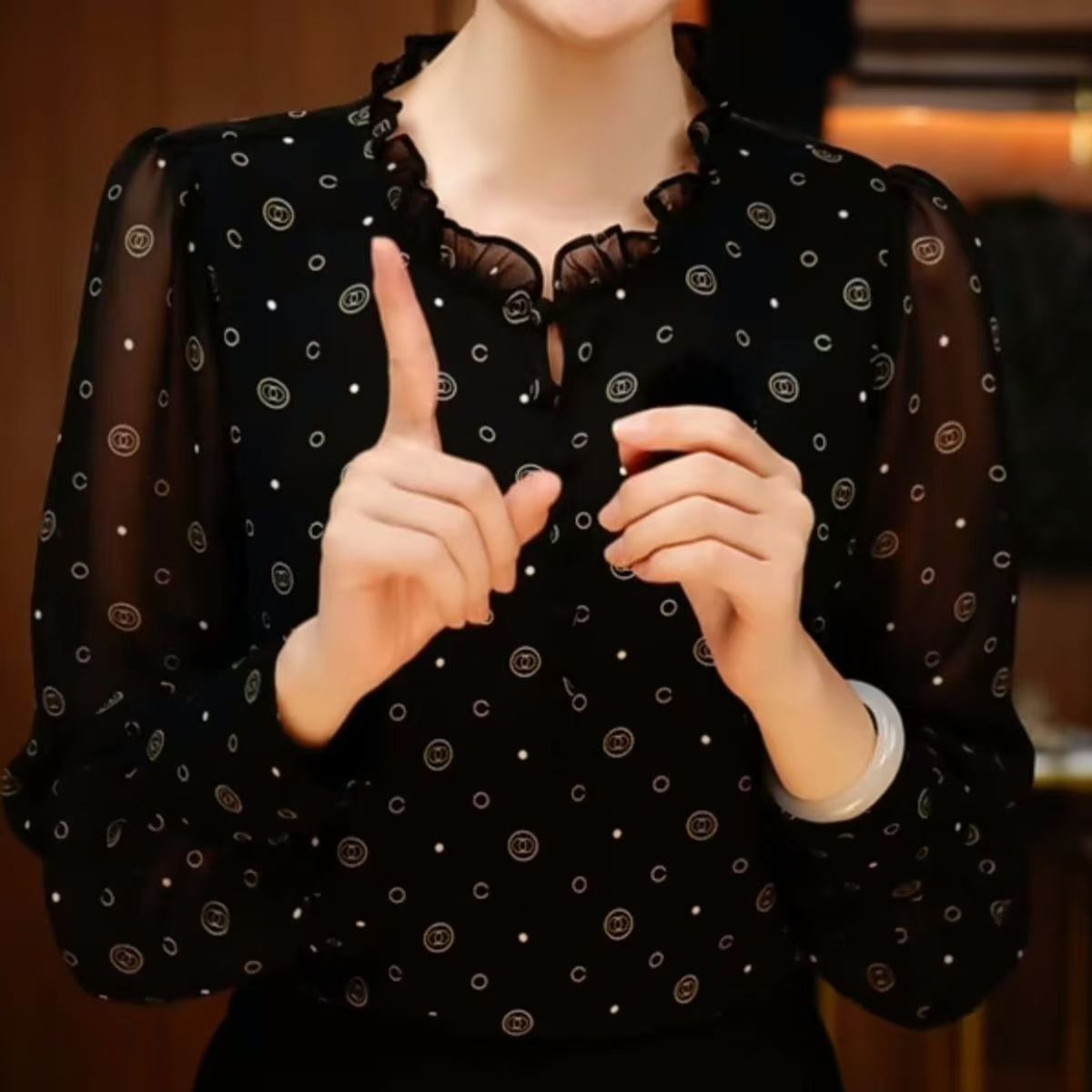 超显瘦春秋款洋气长袖衬衫女