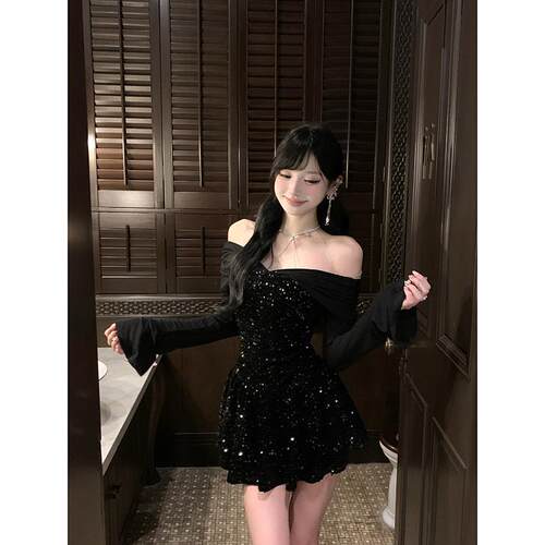 Le 19 RomanLand 酒杯派对 一字肩堆褶亮片拼接连衣裙贵气感裙子