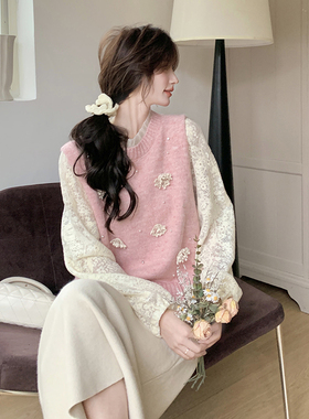韩系甜美套装女 新款粉色钩花针织马甲蕾丝打底衫两件套