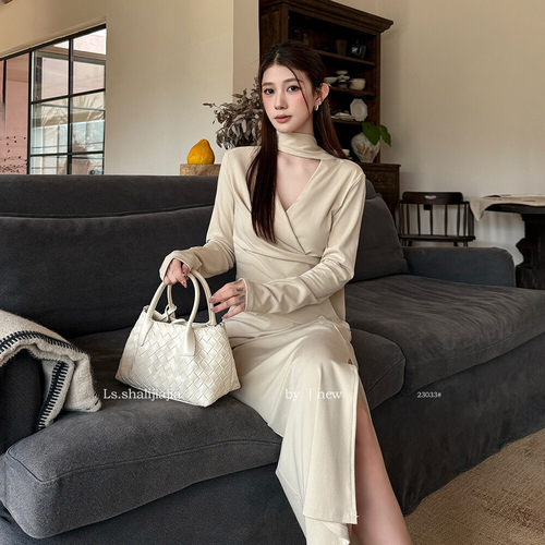 LS 优雅知性纯色v领修身连衣裙 广州十三行2026早春新品女装23033