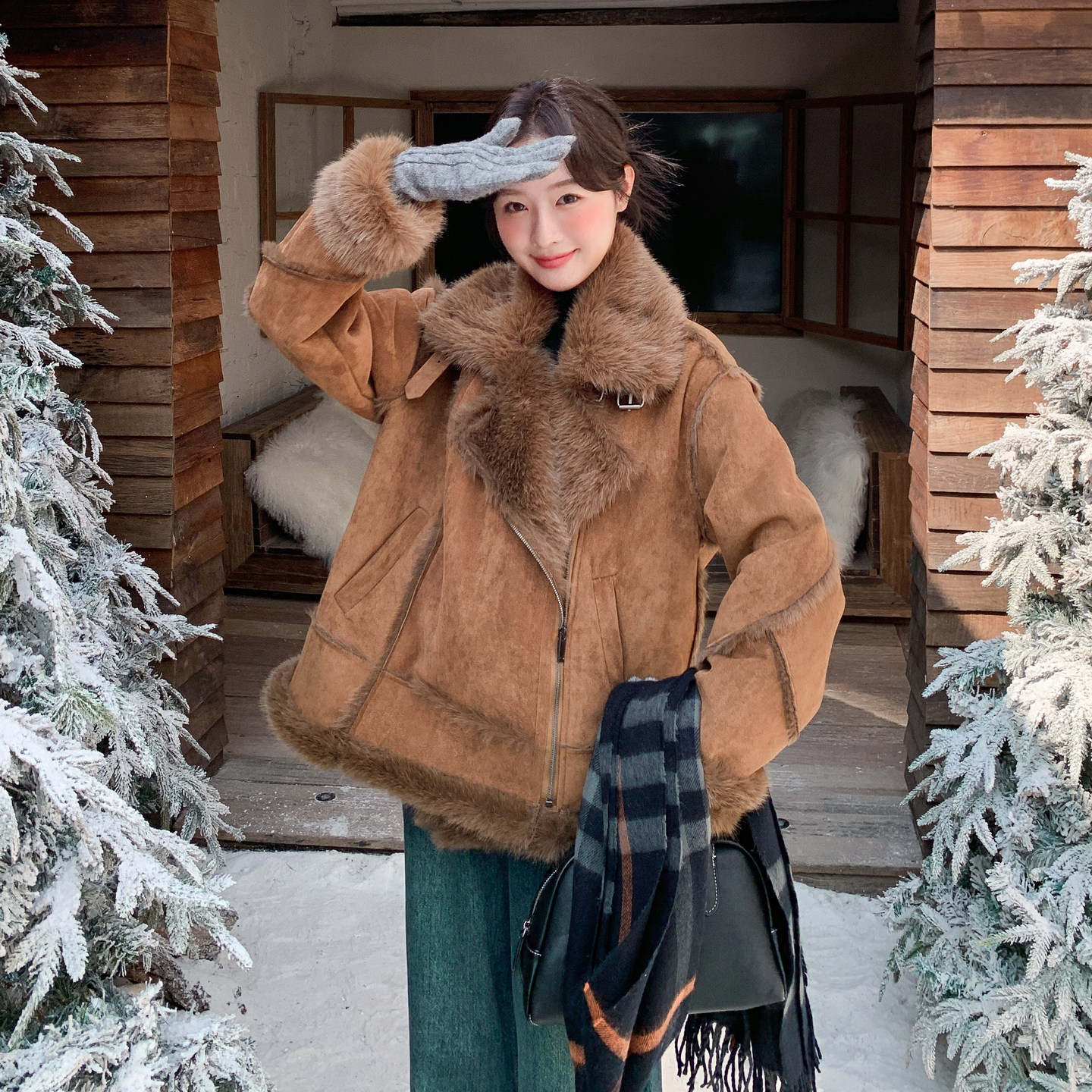 复古风皮毛一体机车短外套女冬季立领加厚保暖羊羔毛绒夹克棉服