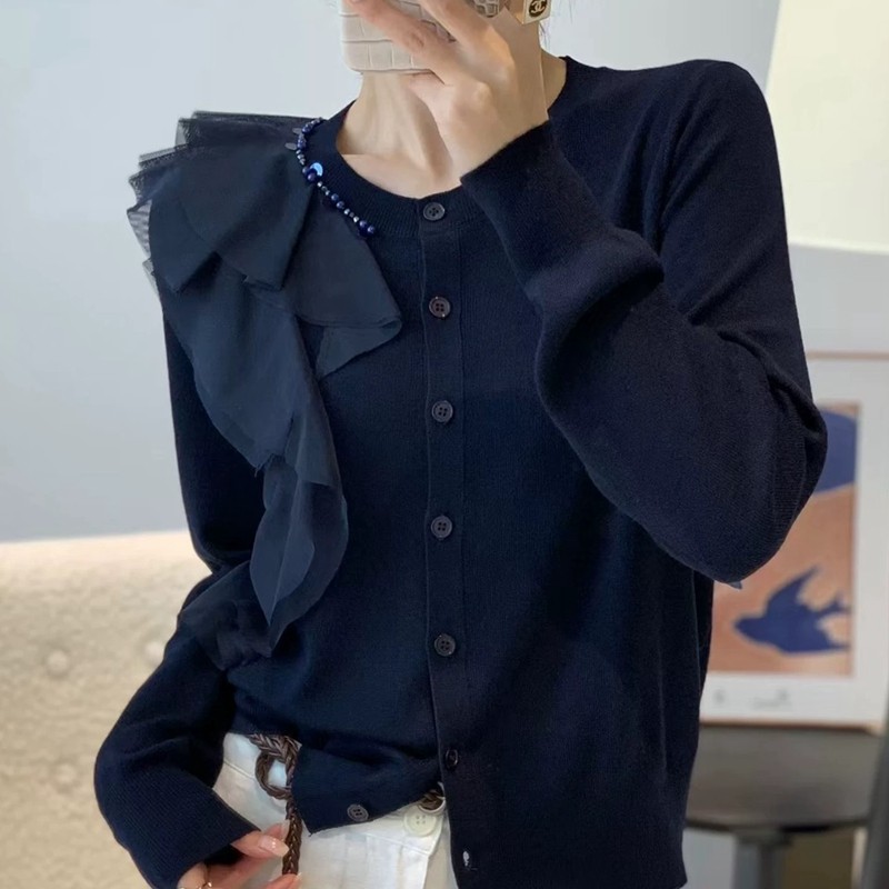 2025秋冬新款时尚荷叶边蕾丝拼接圆领长袖羊毛针织开衫女短款上衣