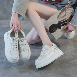 时尚 新款 小码 女鞋 2025春季 百搭休闲鞋 33厚底小白鞋 内增高板鞋