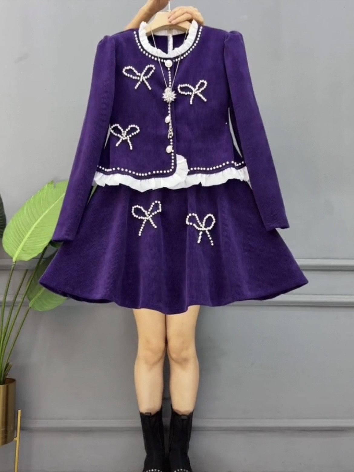 秋冬大码女装丝绒套裙立体蝴蝶结减龄内搭外穿小众简约长袖两件套,女装/女士精品,大码套装,淘宝优惠券,粉丝福利购,淘宝优惠卷