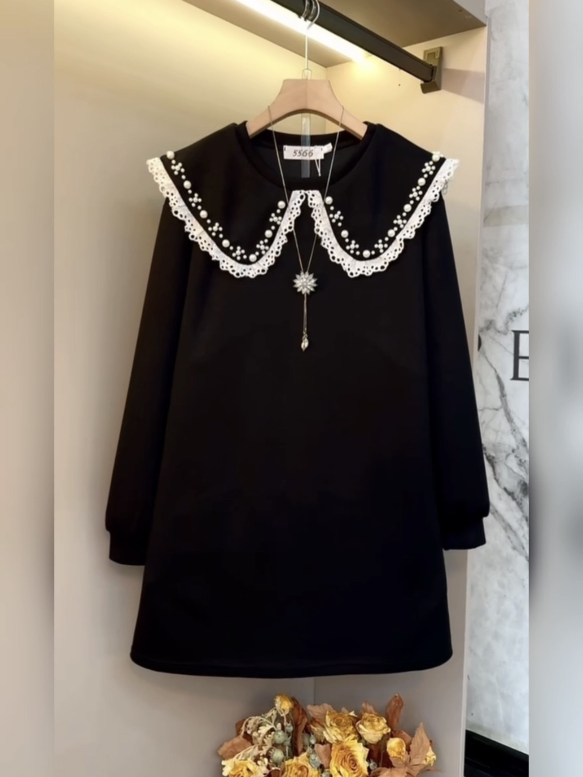 秋冬大码重工钉珠长袖T恤女宽松显瘦洋气减龄中长款打底衫上衣潮