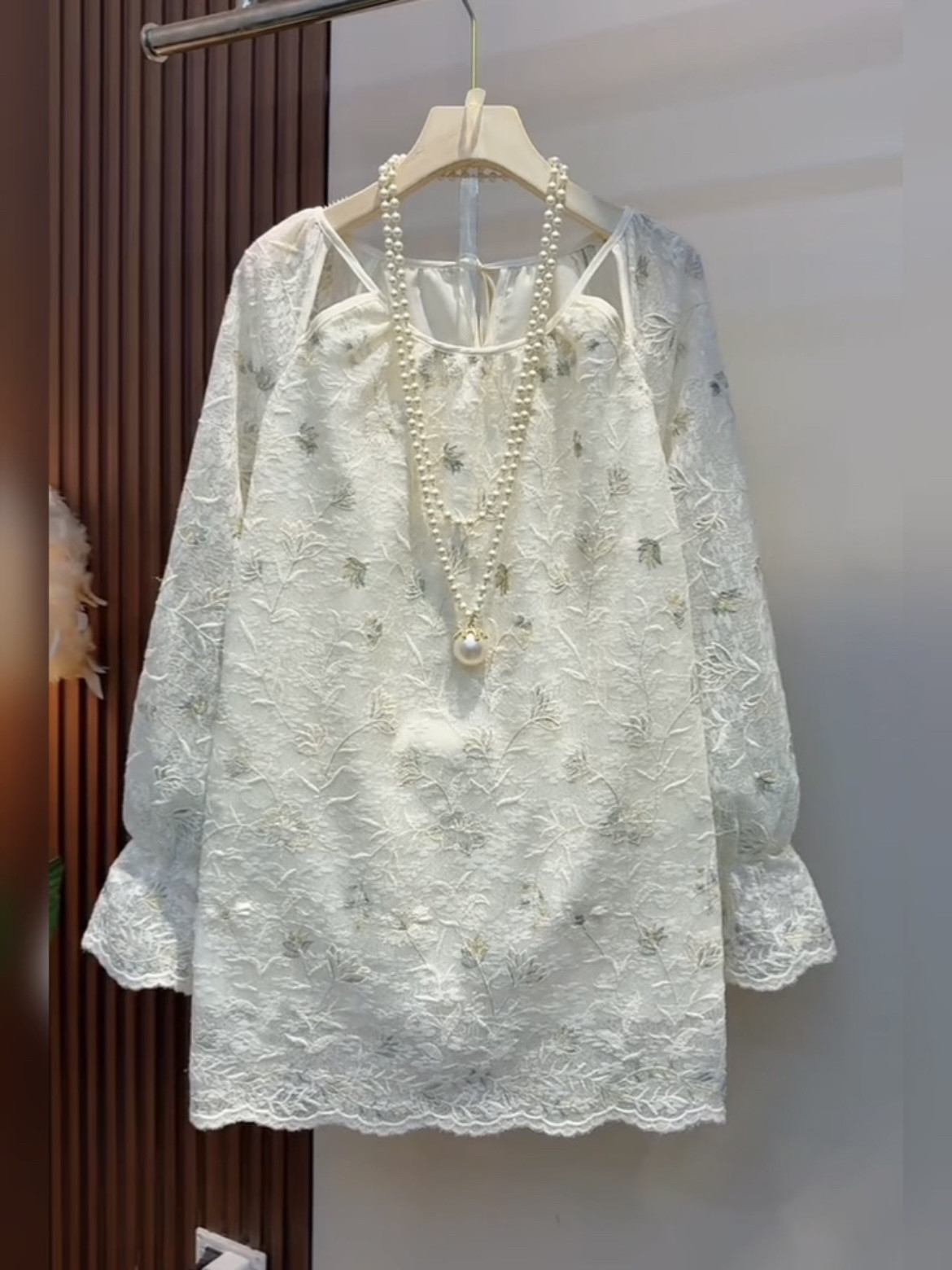 秋冬大码重工刺绣国风打底衫女宽松显瘦洋气减龄上衣内搭外穿减龄