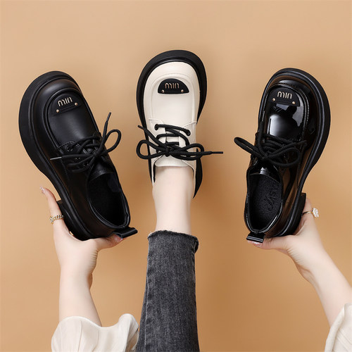 2025年春秋新款低跟学院风小皮鞋