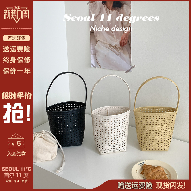 小众设计高级感水桶包女韩版简约百搭大容量单肩包洋气镂空斜挎包