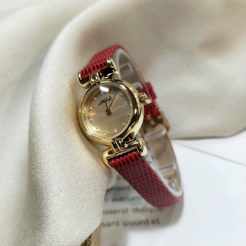 米莉莎复古小表盘女小巧女表轻奢