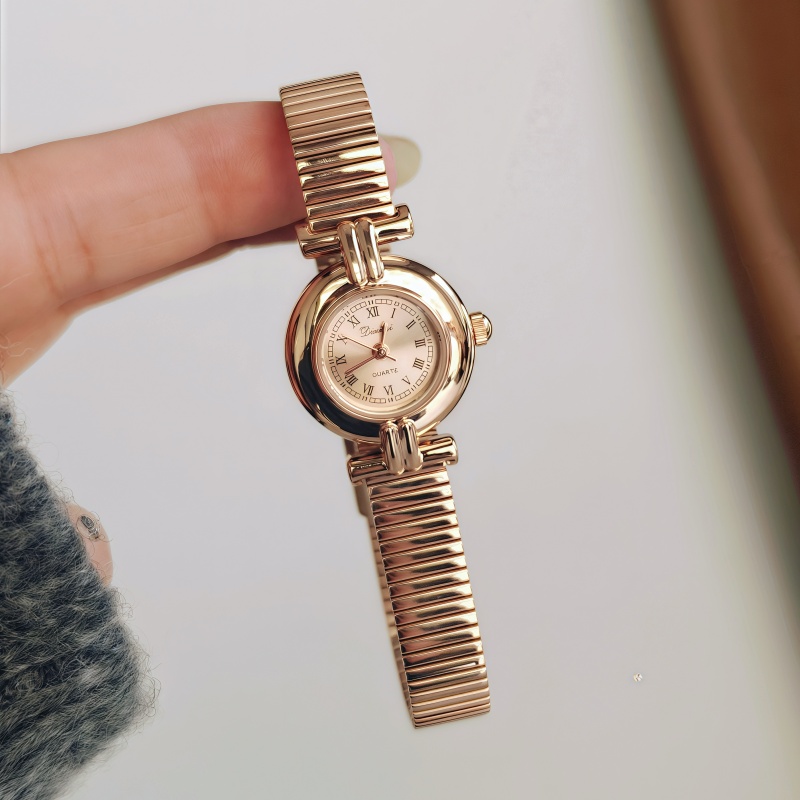 蒂米妮新款迷你小表盘手表女士简约罗马数字复古小众轻奢手链女表