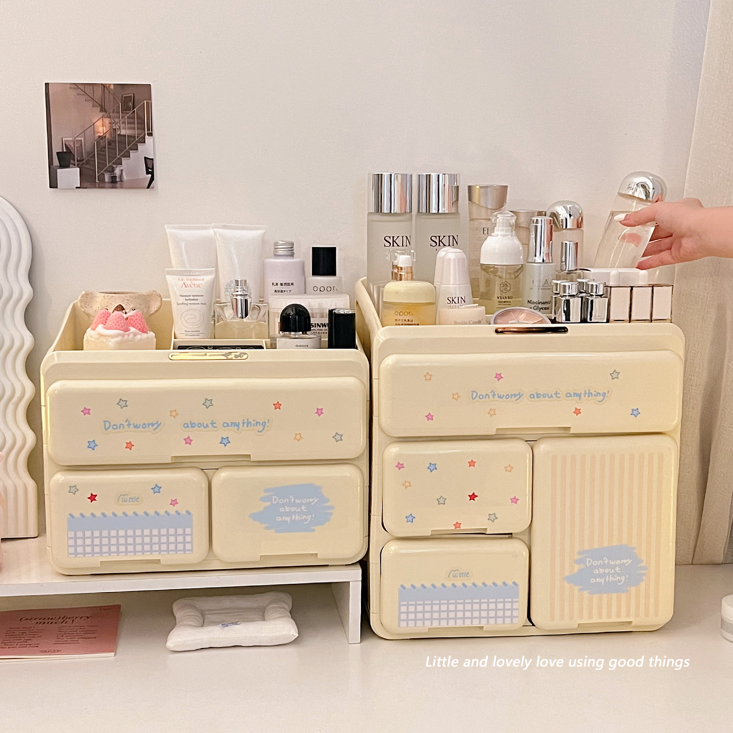 化妆品收纳盒桌面高级感梳妆台护肤品口红杂物置物架抽屉分格整理