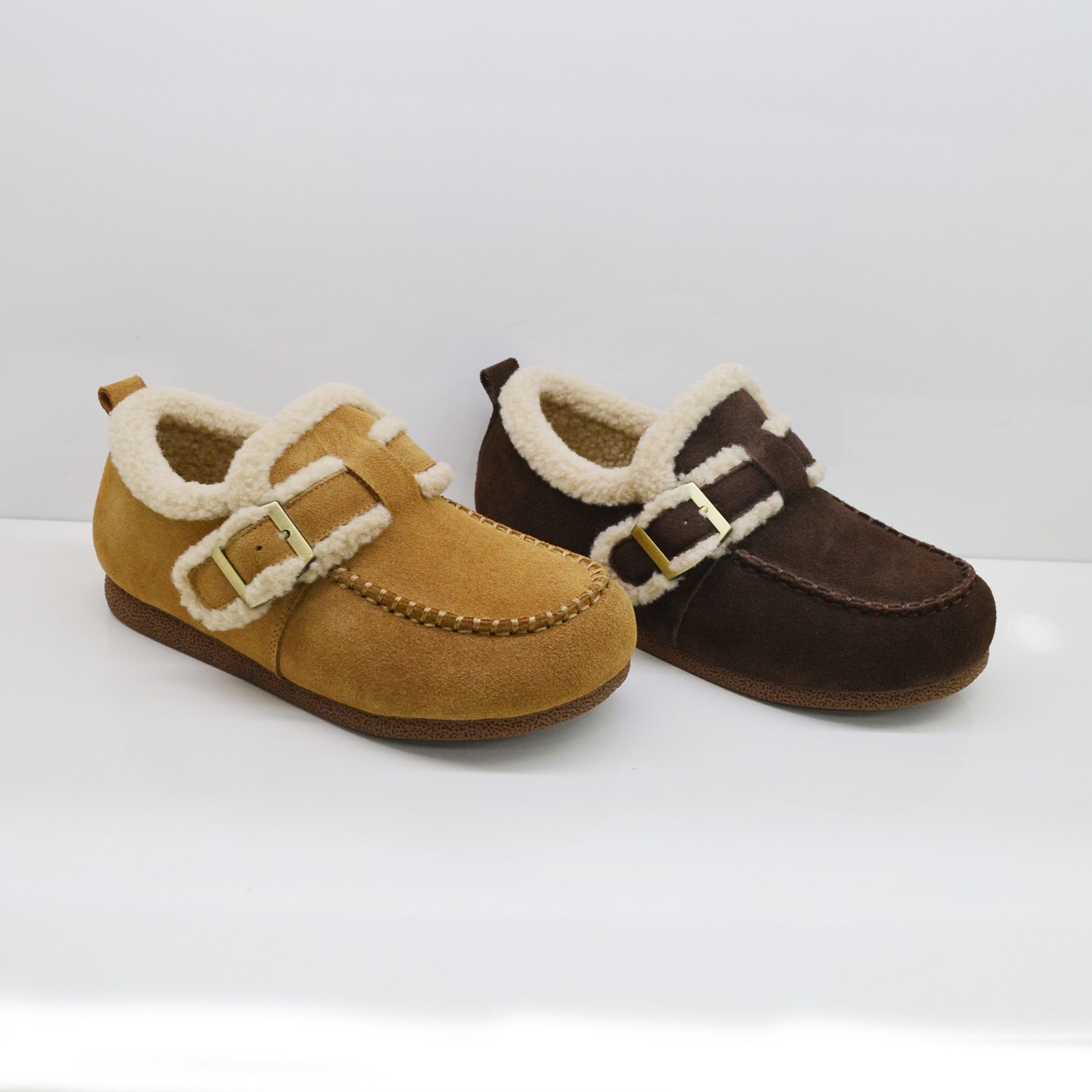 冰洁真皮圆头平跟加绒深口勃肯鞋