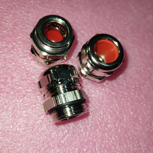 PFLITSCH金属接头UNI-220ms格兰防水红色M20*1.5孔径KAD14-9-5MM