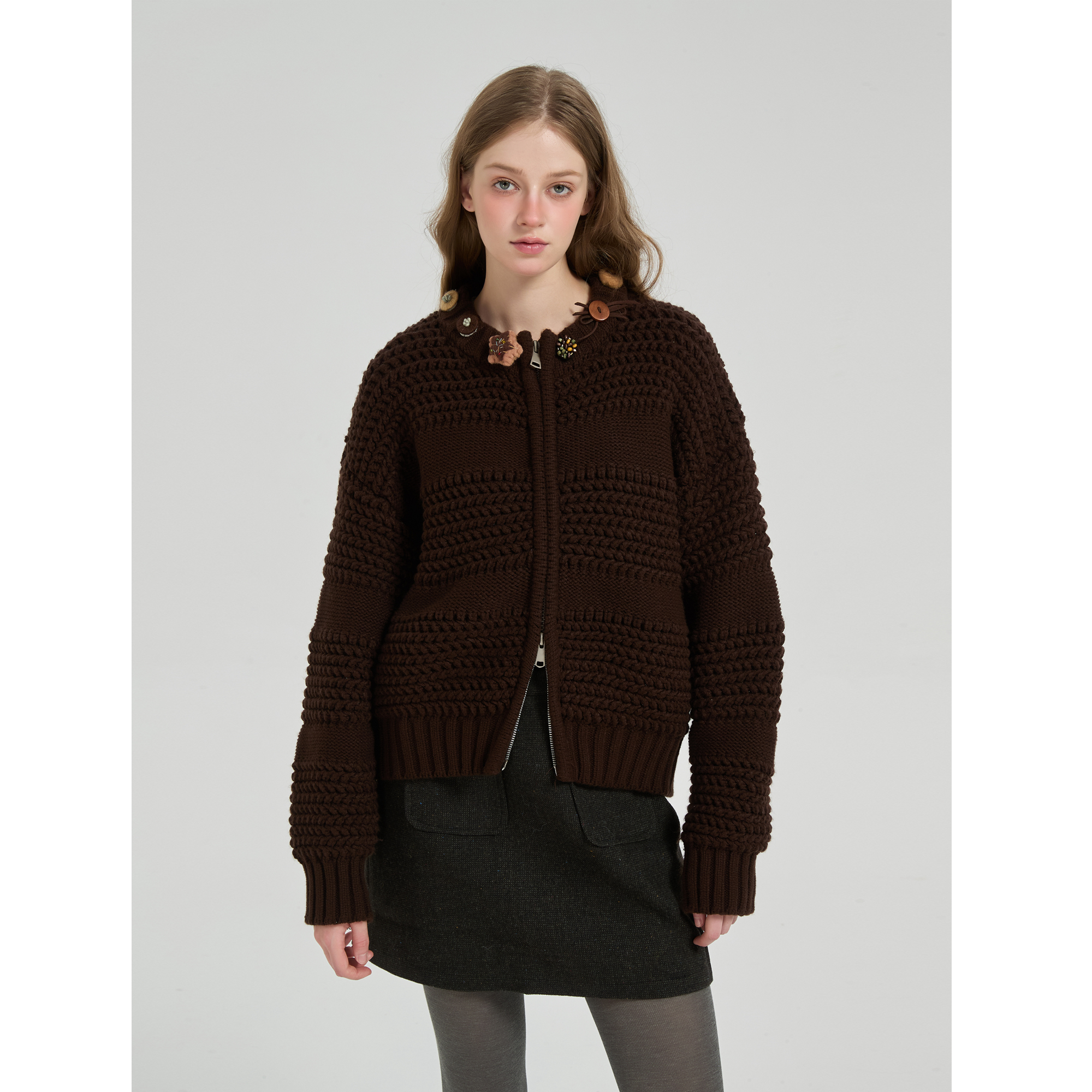 Alins House25秋冬茶色拉链粗针钩花慵懒毛衣小众五角星扣子开衫