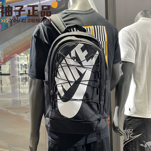 耐克通勤大容量双肩背包