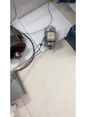 伦茨变频器E82EV5512C200   0.55KW咨询维修咨询维修