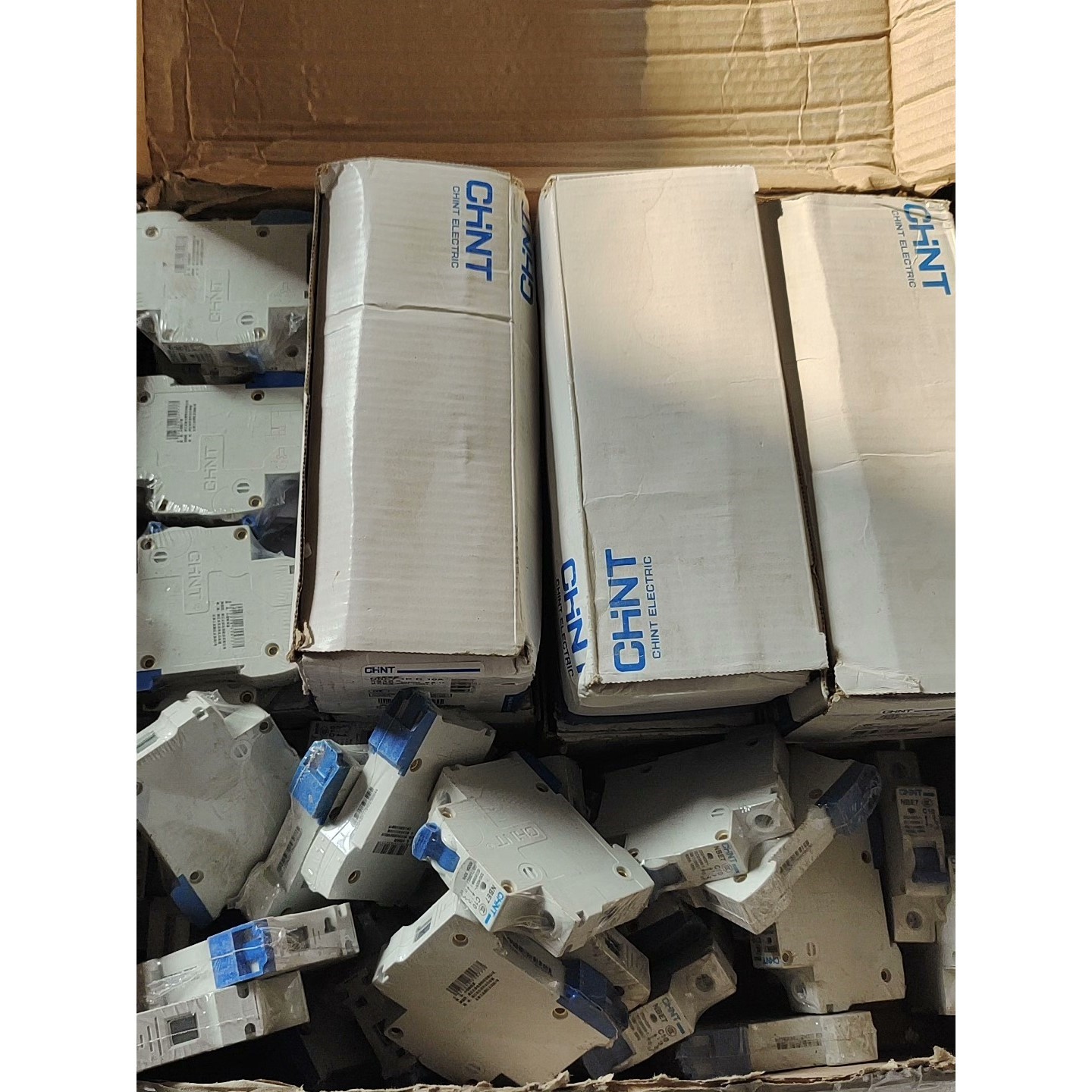 正泰NBE7 1P C10 家用1P小型断路器短路保护器开关咨询维修咨询维