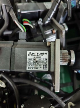 清仓 三菱伺服电机HCKFS13数量10几个运费到付咨询维修