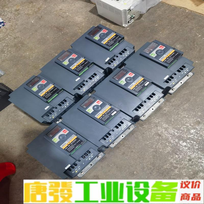 东芝VF-nC3C变频器5.5KW,拆机成色如图实 维修询价