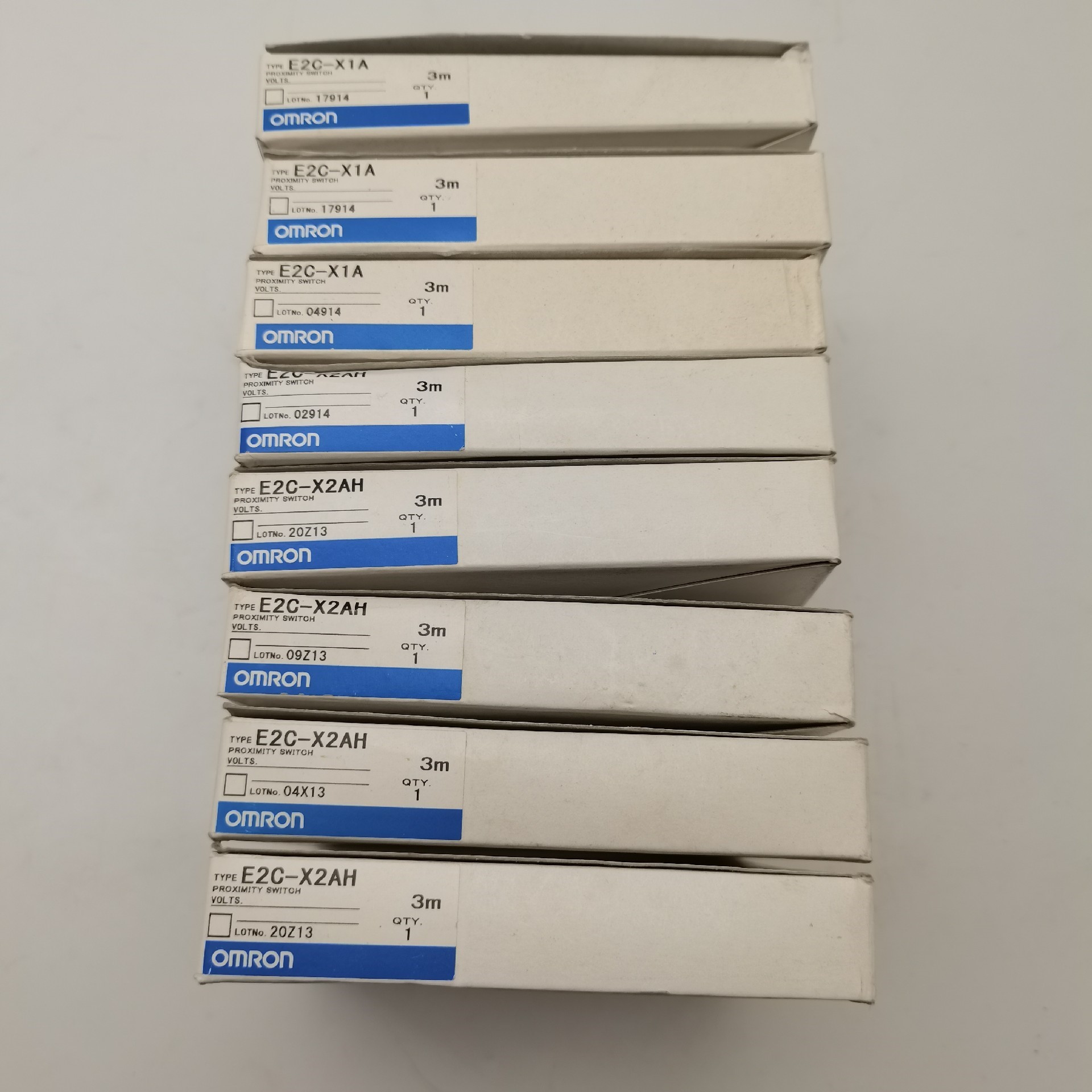 E2C-X1A E2C-X2AH全新原装欧姆龙传感器 正品实咨询维修咨询维修