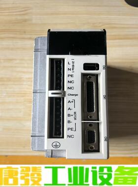 伟创驱动器 CEDS880L 拆机下来的 通电亮  维修询价