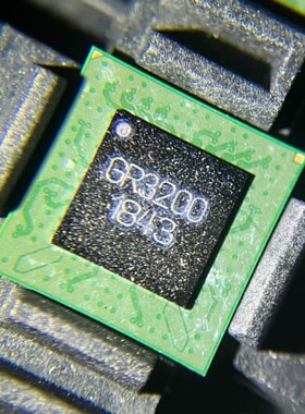 ;芯片GR3200. 168pcs 议价咨询维修