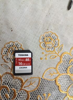 东芝内存卡松下FP7 CPS31E内存卡实物拍摄新咨询维修