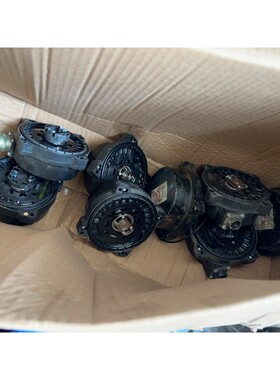 安川5代编码器13ADC61包好实图拍UTTIHB20咨询维修