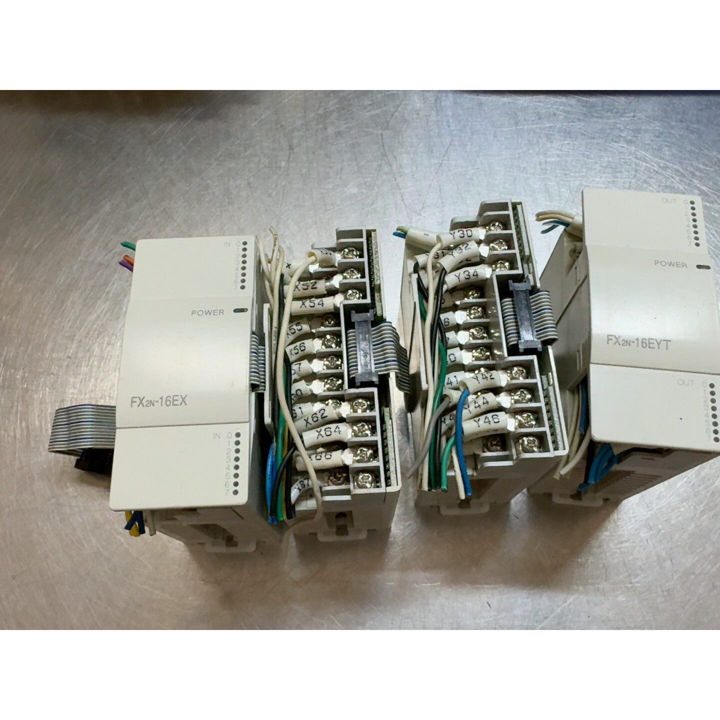 三菱PLC模块 FX2N16EX FX2N16EYT 拆咨询维修