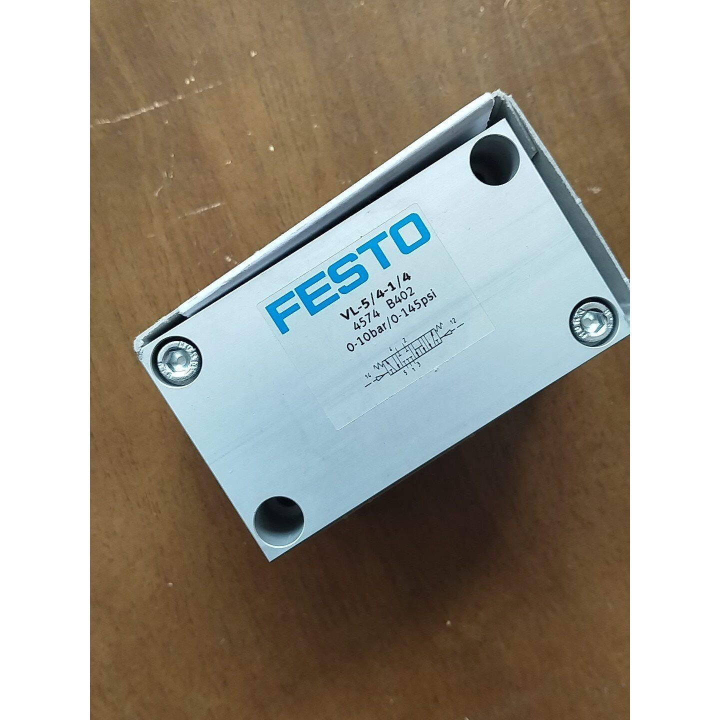 FESTO费斯托气控阀 VL5/41/4 货号4574咨询维修