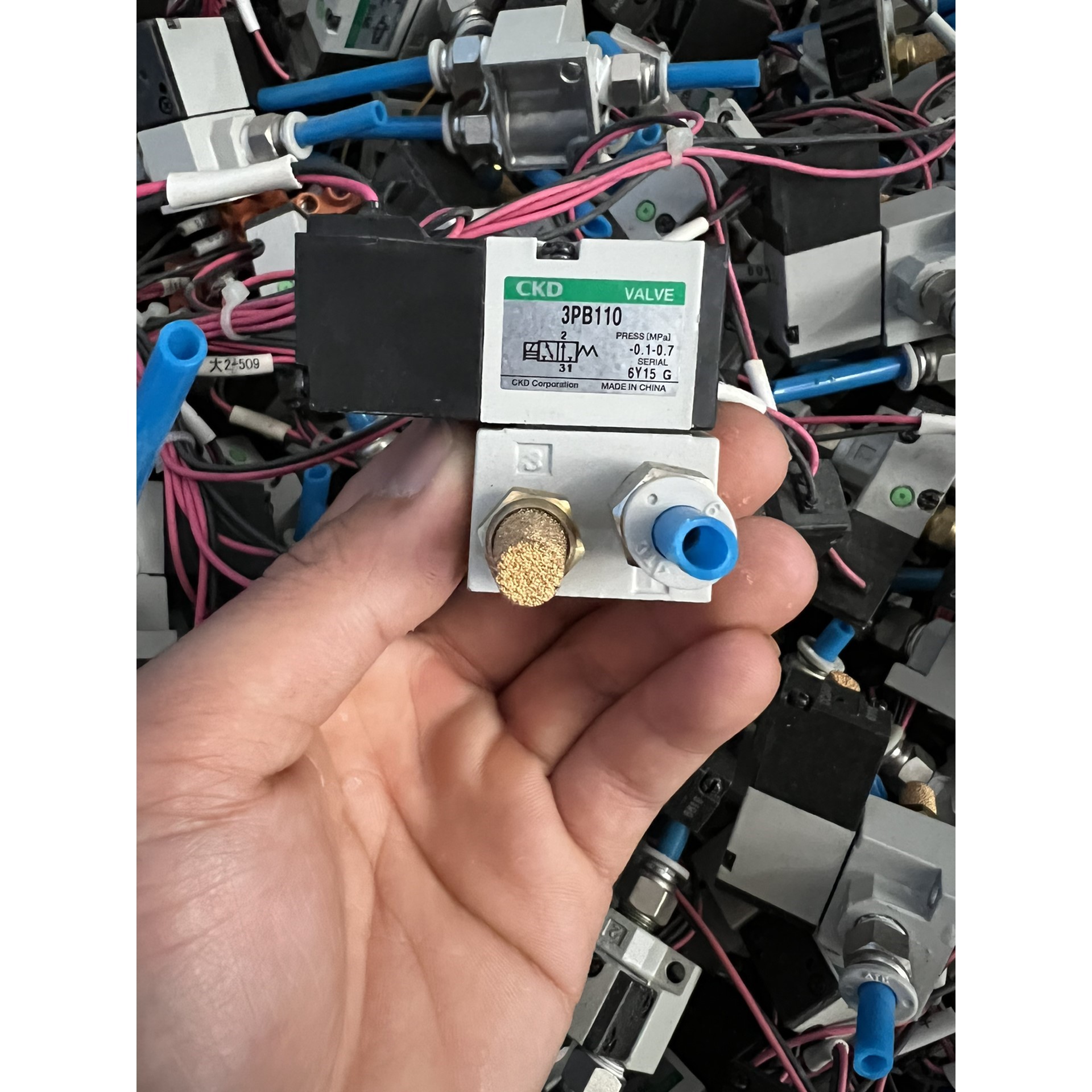 CKD电磁阀,型号:3PB110,成色很漂亮,一手货,冲咨询维修咨询维修