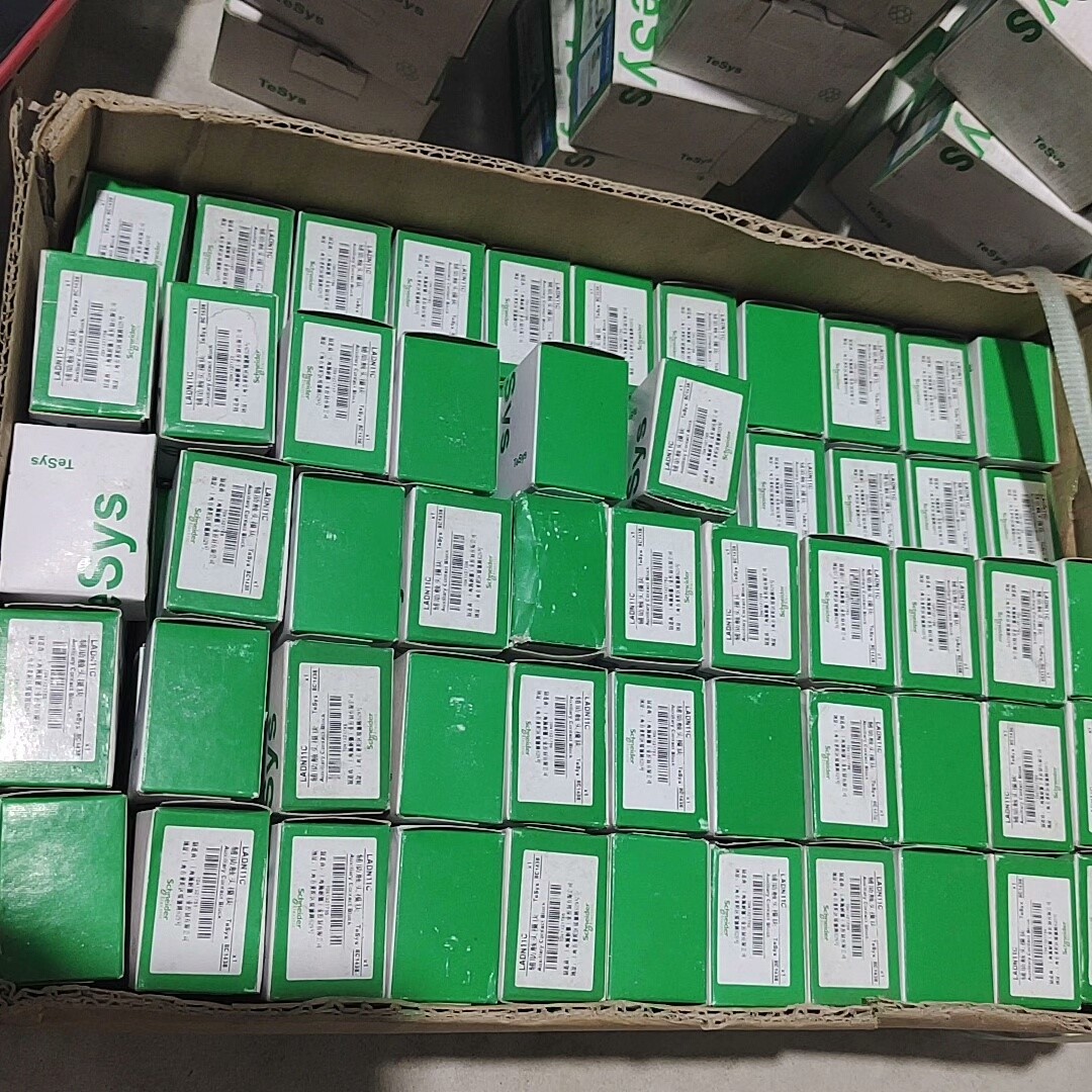 LADN11CLADN20C施耐德辅助触头模块全新正品咨询维修