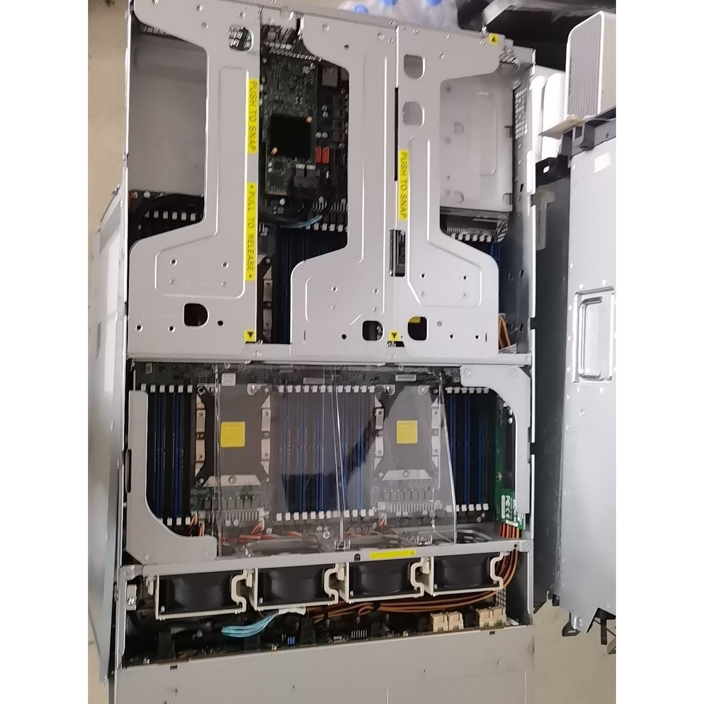 超微 2049U-TR4 X11QPH 四路CPU服务器LG咨询维修咨询维修